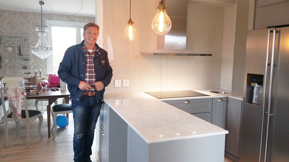 tixhr-2006460532-min