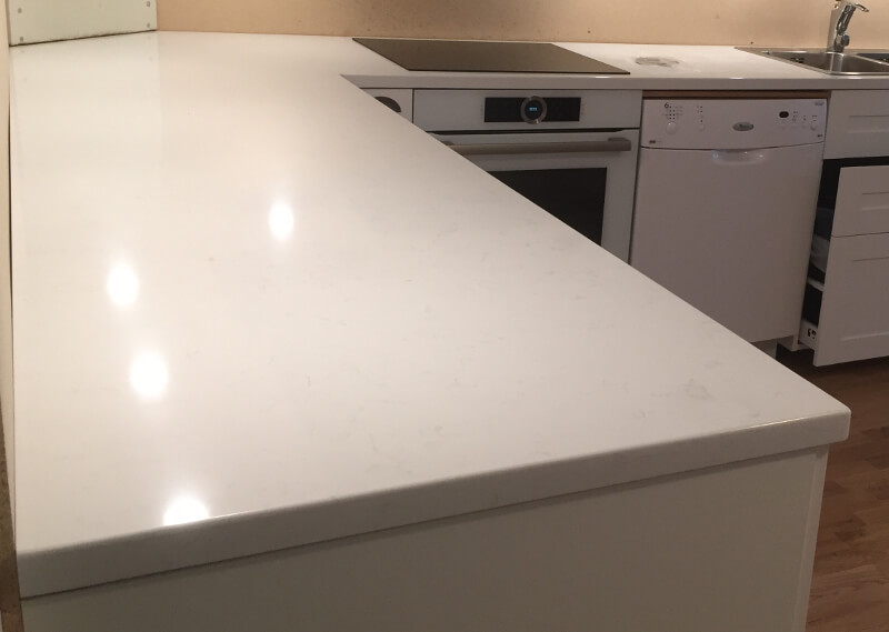 halvpostad kantprofil