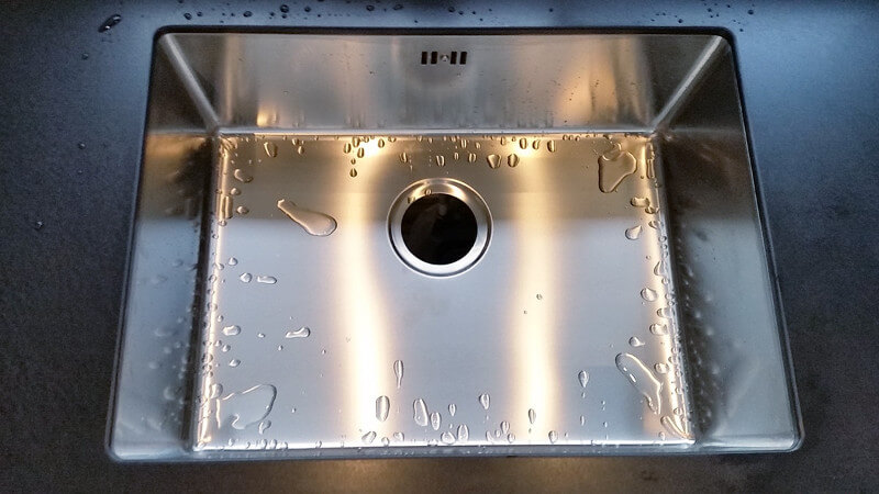 håltagning för underfräst diskhomontering