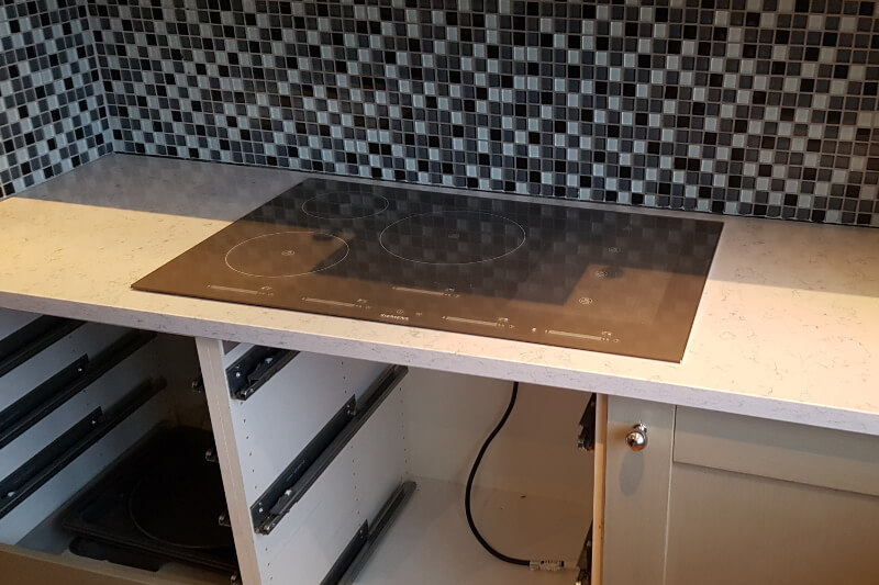 Övermonterad spishäll